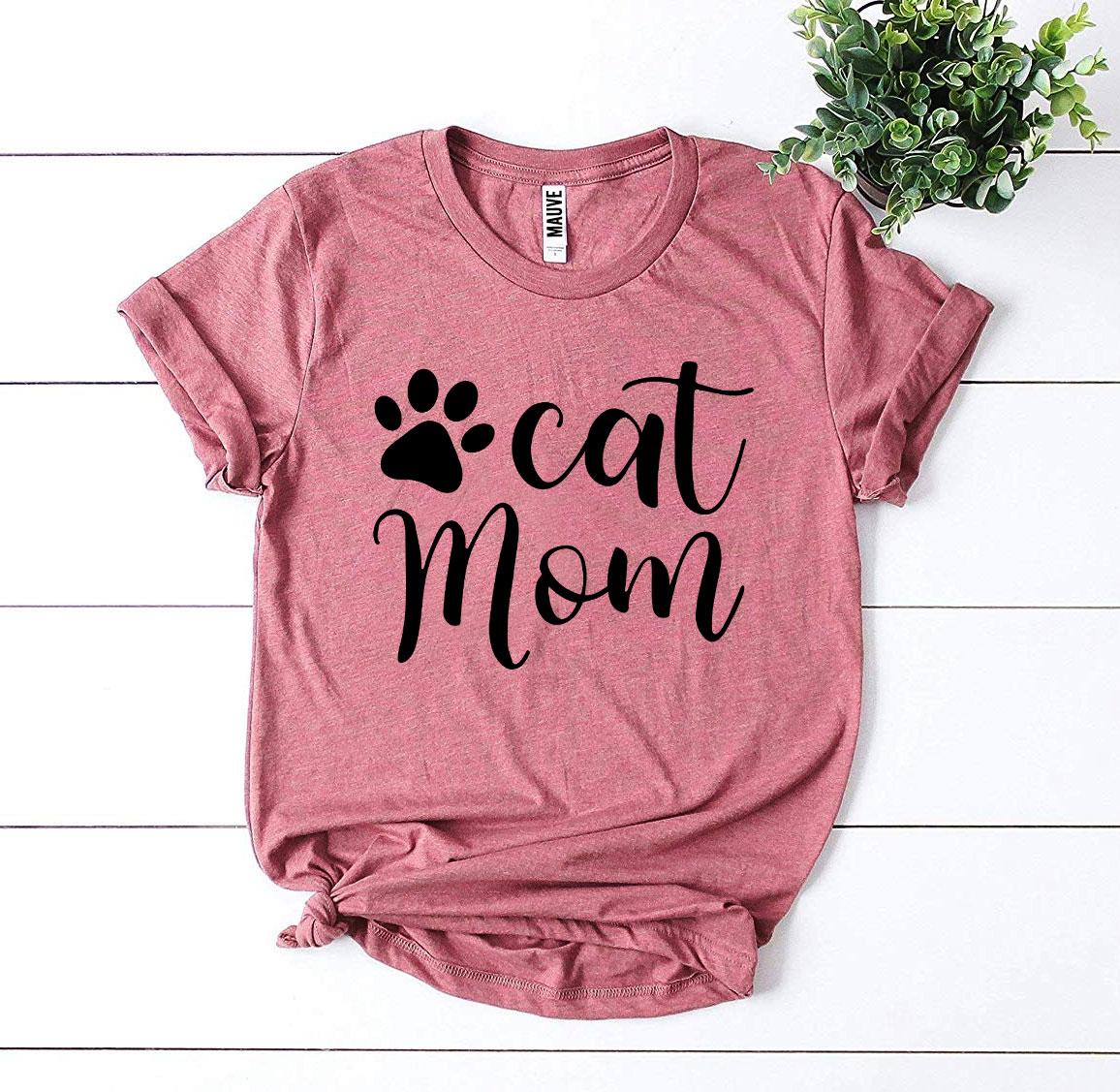 Cat Mom Women T-shirt