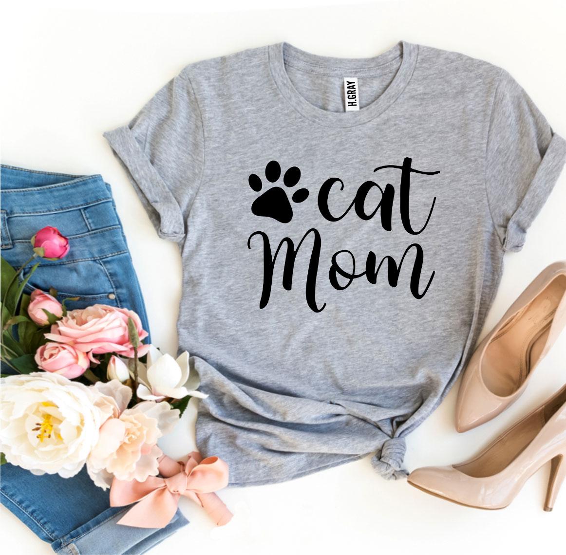 Cat Mom Women T-shirt